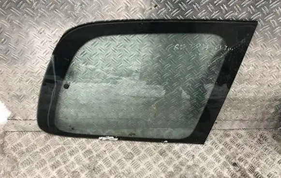 Opel Sintra Rear side window