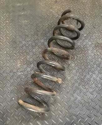 Ford Kuga II Rear coil spring