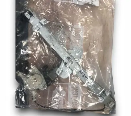 KIA Picanto Front door window regulator motor 824021Y010