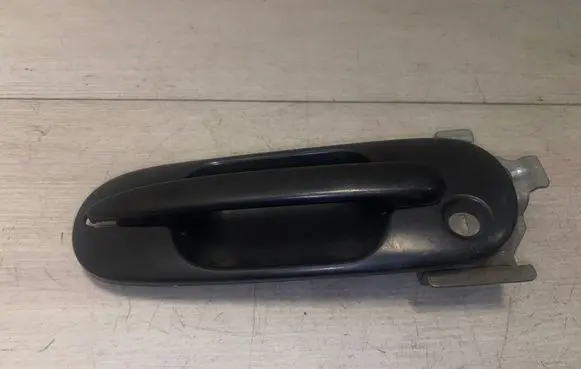 Honda CR-V Front door exterior handle