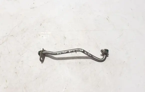 Volvo XC40 Turbo turbocharger oiling pipe/hose 31368490