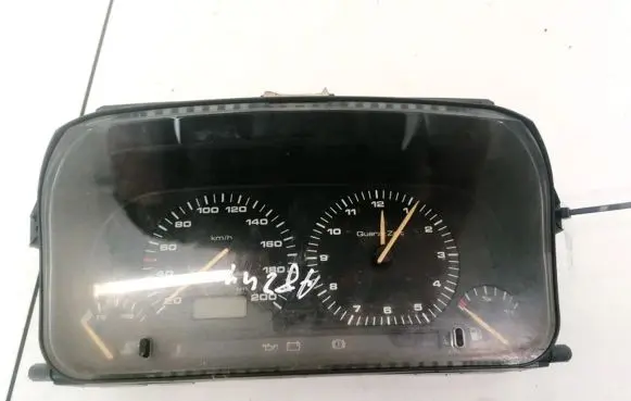 Volkswagen Golf III Speedometer (instrument cluster) 5392324710