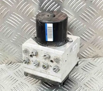 Volkswagen PASSAT B6 ABS Pump 16705710 16705710K