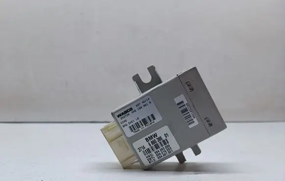 BMW 5 F10 F11 Air suspension control unit module (rear) 6860386 37146860386