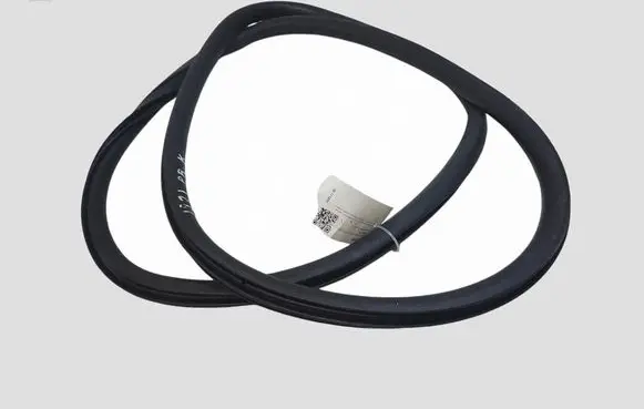 Volvo V40 Cross country Front door rubber seal