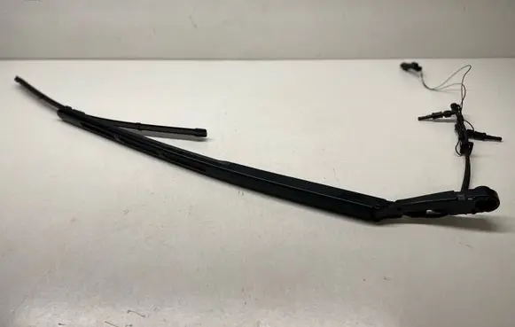 Audi Q8 Front wiper blade arm W000088714 4M8955407B