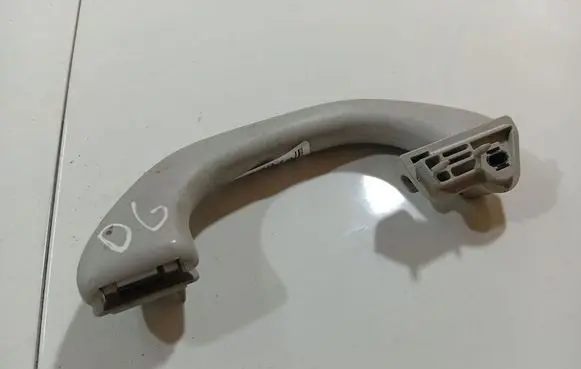 Volkswagen Touran I Rear interior roof grab handle 6N0857607AC