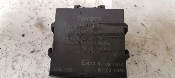 Toyota Avensis T270 Parking PDC control unit/module 8934005021