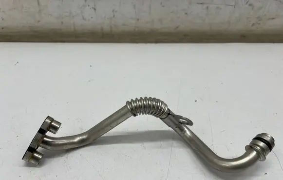 Renault Austral Turbo turbocharger oiling pipe/hose 151986631R