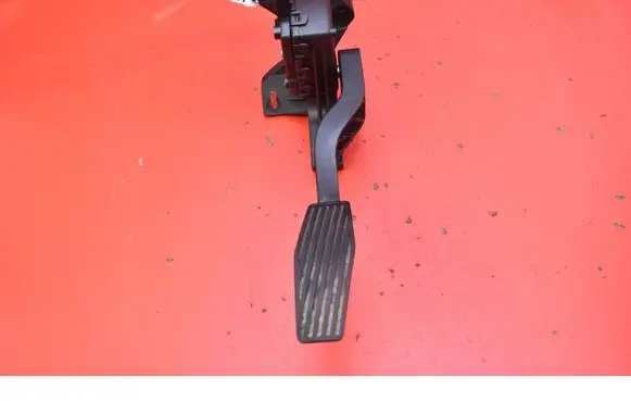 Opel Meriva A Accelerator throttle pedal 93335443