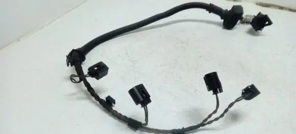 BMW 5 F10 F11 Fuel injector wires 782365105