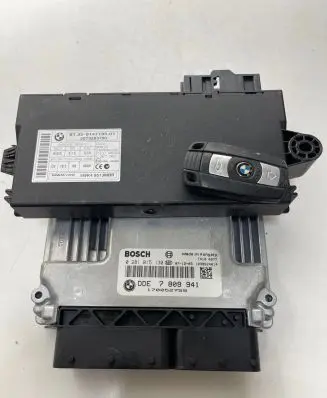 BMW 5 E60 E61 Engine ECU kit and lock set 7809941 170052759 0281015130