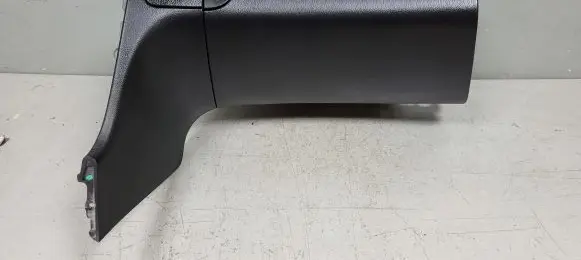 Mercedes-Benz E W211 Glove box
