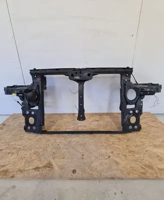 Volkswagen Touareg I Radiator support slam panel 7L0907956