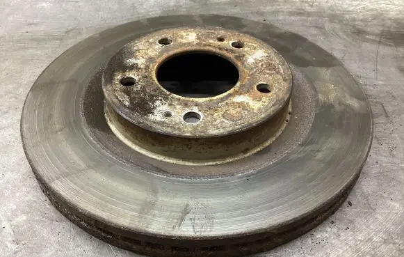 Mitsubishi Grandis Front brake disc