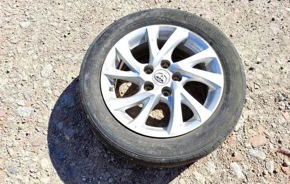 Toyota Auris E180 R16 alloy rim