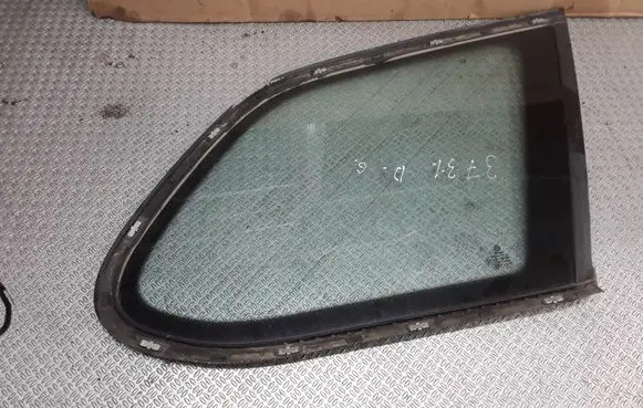 Volkswagen Golf V Rear side window 1K9845298C