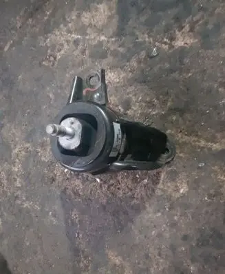 Hyundai i30 Engine mount bracket 21810A5300