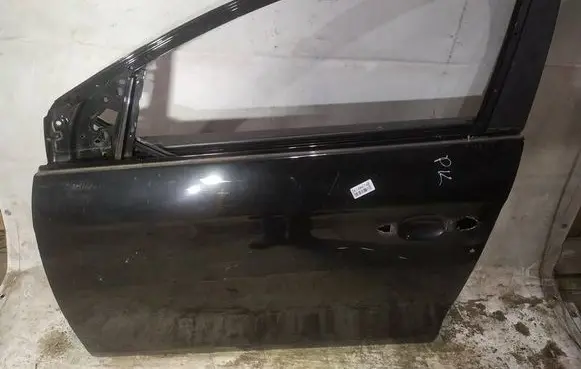 Fiat Bravo Front door juodos