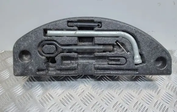 Audi A8 S8 D4 4H Tool box 4H0012110