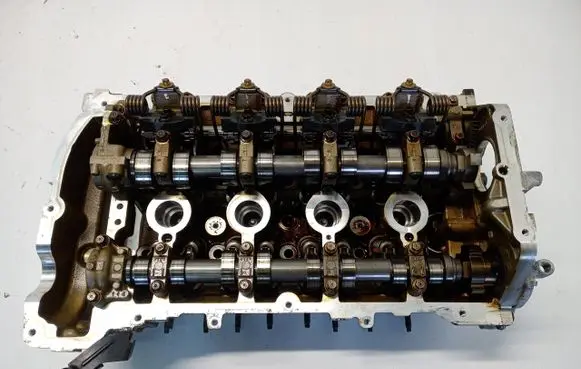 Peugeot 508 II Engine head 9822246110