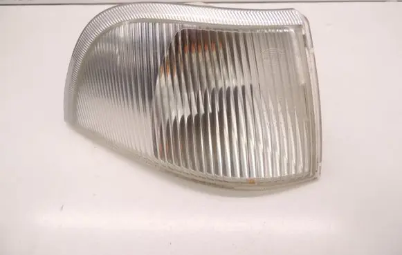 Volvo S40, V40 Front indicator light 30806987 D179