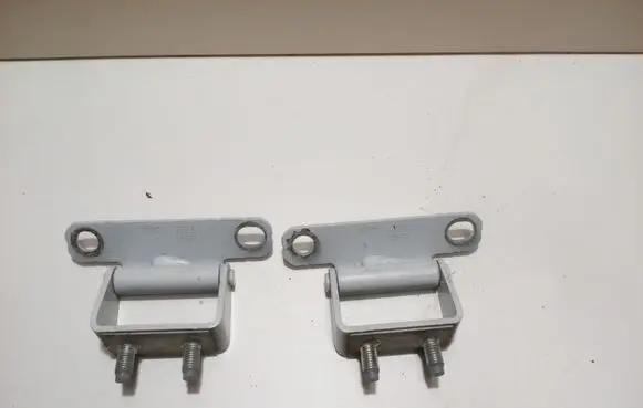 KIA Sportage Loading door upper hinge 