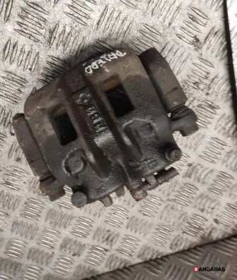 Mitsubishi Pajero Front brake caliper