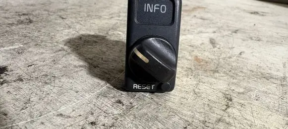 Volvo S70 V70 V70 XC Other switches/knobs/shifts 9162959 99W40K