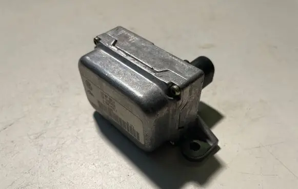Audi A3 S3 8P ESP acceleration yaw rate sensor 1K0907655A