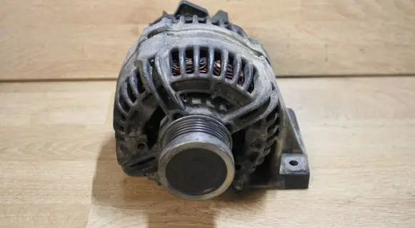 Volvo V70 Generator/alternator 8676498