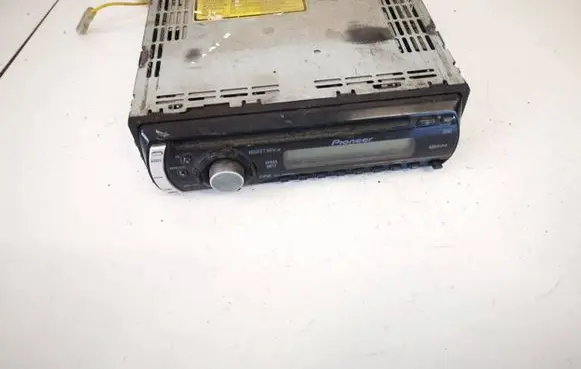 Ford Maverick Radio/CD/DVD/GPS head unit