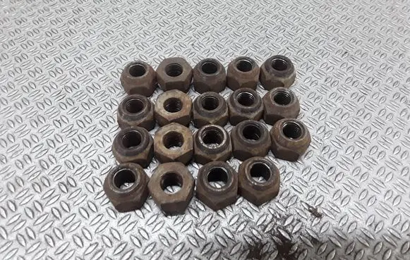 Toyota Avensis Verso Nuts/bolts 