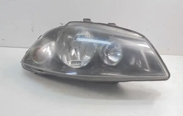 Seat Ibiza III (6L) Headlight/headlamp 6L1941752B