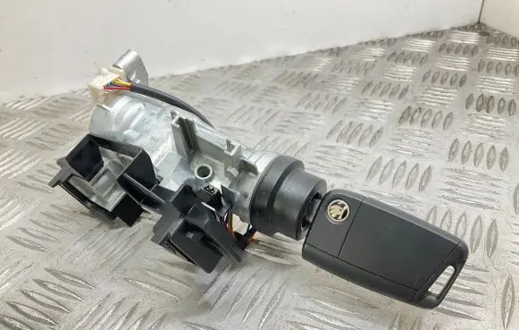 Skoda Superb B8 (3V) Ignition lock 5Q0905865A 6V0959752B 1K0905851