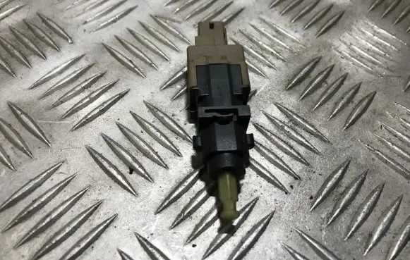 Fiat Stilo Brake pedal sensor switch 46834703 10216