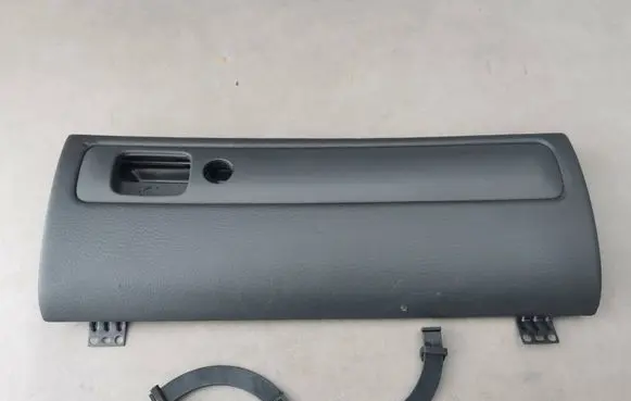 Volvo S70 V70 V70 XC Glove box lid/cover 