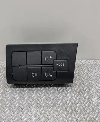 Fiat Ducato Headlight level height control switch 07355860830 30230893 DATE13031