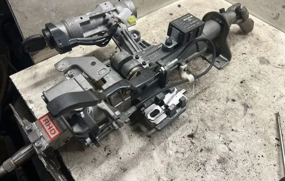 Hyundai Sonata Steering wheel axle 95420H1000