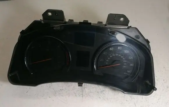 Toyota Avensis T270 Speedometer (instrument cluster) 8380005L60