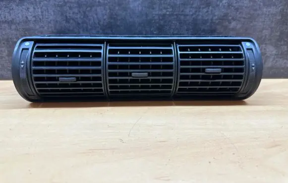 Audi A4 S4 B5 8D Dash center air vent grill 8D0820951