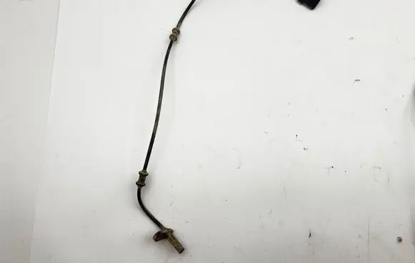 Mercedes-Benz E W212 ABS rear brake sensor A2125402117