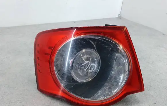 Volkswagen Jetta V Rear/tail lights 1K5945095G
