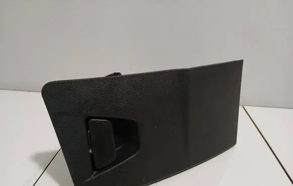 Ford Focus Glove box BM51A46441D