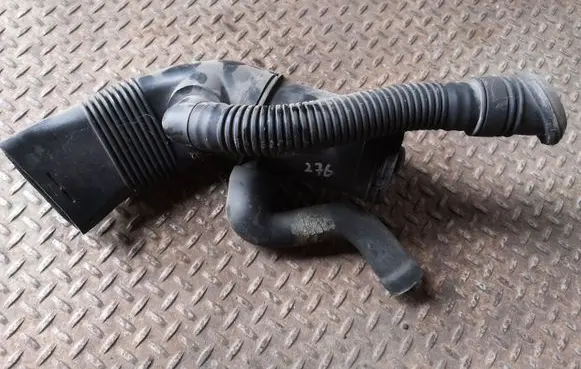 BMW 5 E39 Air intake hose/pipe 7786221 4809077901