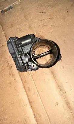 BMW X3 F25 Throttle valve 8512452 A2C80221201 851245206