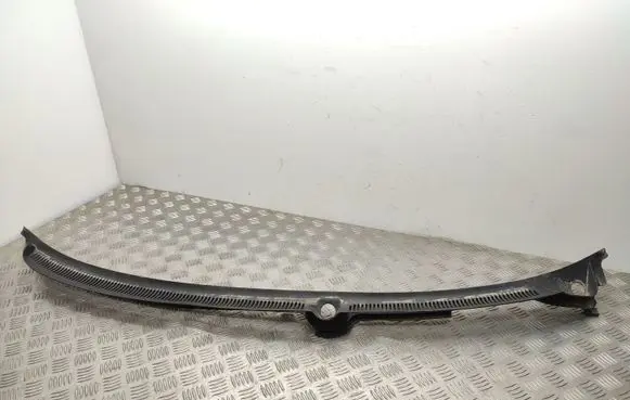 Wiper trim