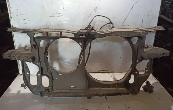Volkswagen PASSAT B5.5 Radiator support slam panel 3B0805594