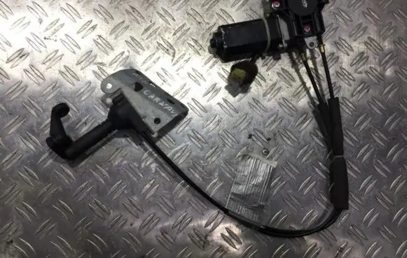 KIA Carnival Vent window/glass motor 55363810