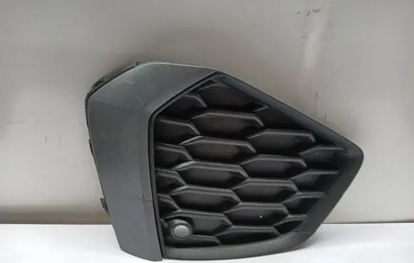 Audi A3 8Y Front bumper lower grill 8Y0807681